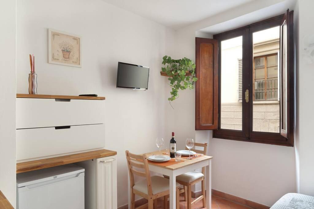 Nice Portion Of Property Near Santa Croce Florença Exterior foto